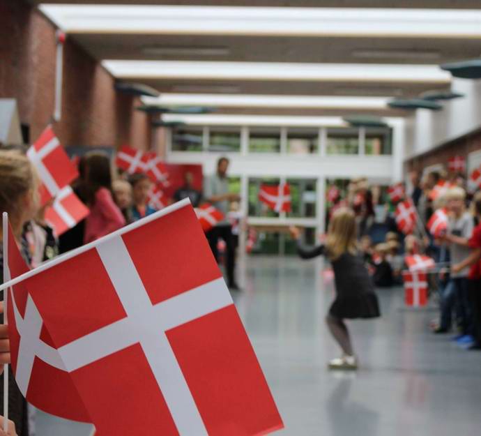 Flagalle på første skoledag